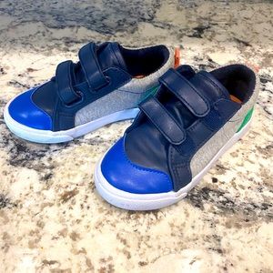 Toddler boys color block slip on sneakers sz8